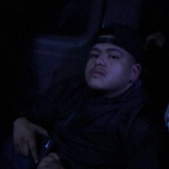 David Parra - Poshmark Profile Picture of David Parra (@eseparra) on Poshmark