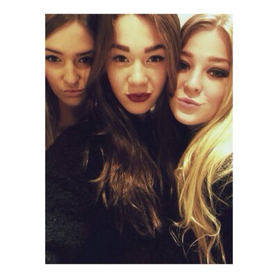 Profile Picture of Charlotte Perry (@_charlotteperry) on Twitter