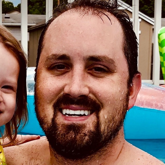 Profile Picture of Ethan Calafut (@ethan35c) on Poshmark