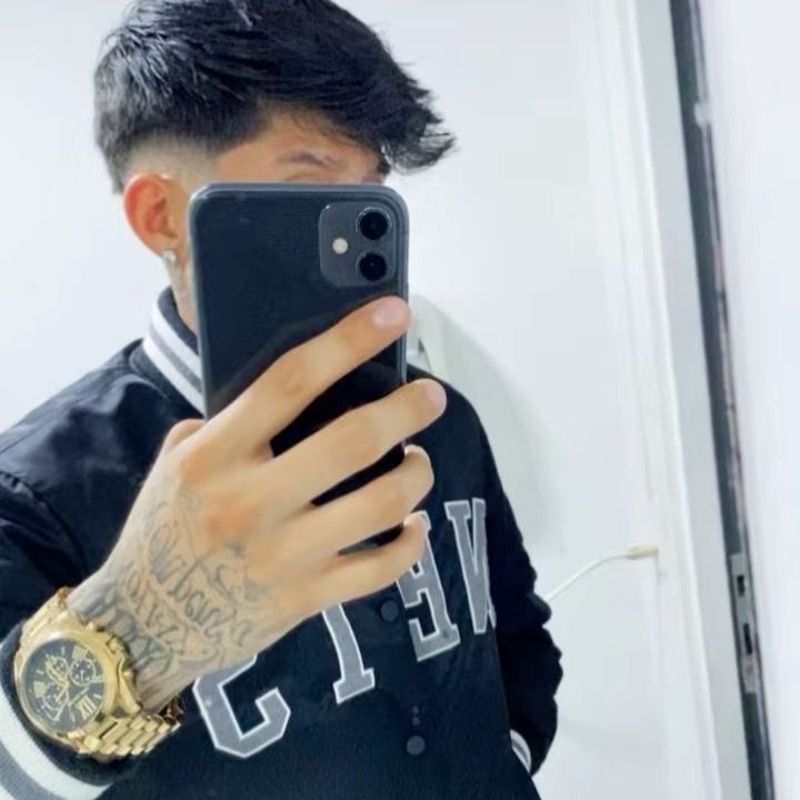 Profile Picture of 𝖇𝖊𝖓𝖏𝖆𝖒𝖎𝖓 𝖆𝖓𝖉𝖗𝖊𝖘 (@bnjaamin_andres) on Tiktok