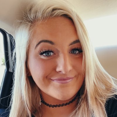 Profile Picture of Anna Arney (@Anna_C_Arney) on Twitter