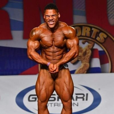 Profile Picture of Anthony Spencer (@aspencerfitness) on Twitter