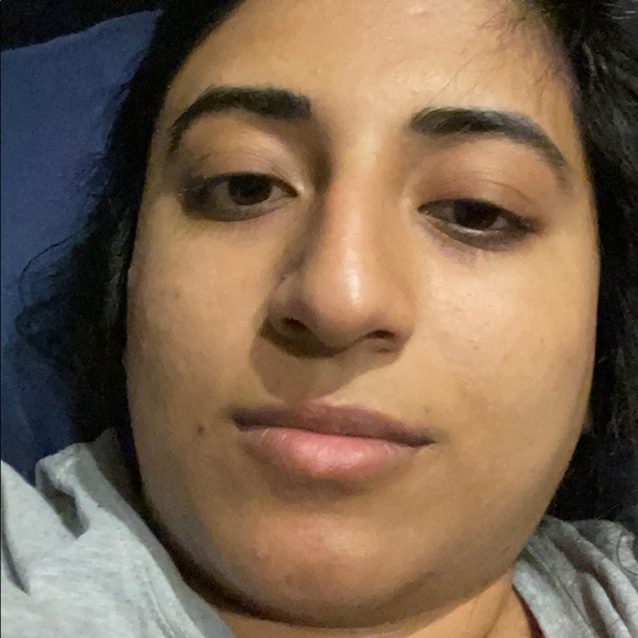 Profile Picture of Ayesha Ijaz (@ayeshaijaz) on Poshmark