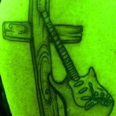 Profile Picture of Carl McLaughlin (@CarlManWalking) on Twitter