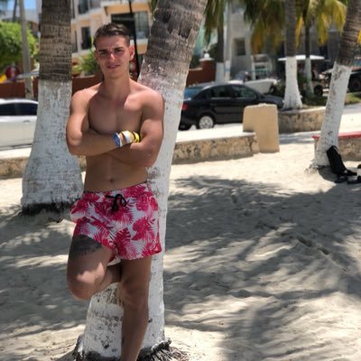 Profile Picture of Kevin Perna (@kevinpernaa) on Twitter