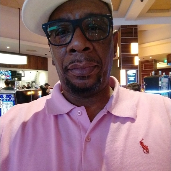 Profile Picture of Wilbert Harris jr (@wjharris61) on Poshmark