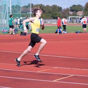 Profile Picture of Brandon Meredith (@Brandonrunner16) on Twitter