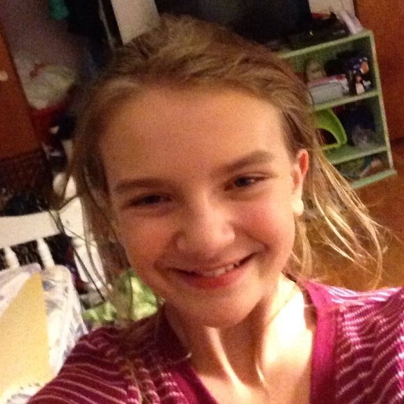 Profile Picture of Jersie Wicker (@jersiewick82) on Poshmark