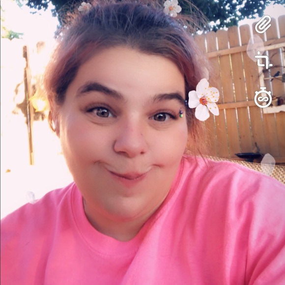Profile Picture of Jodi Hanson (@babymom2010) on Poshmark
