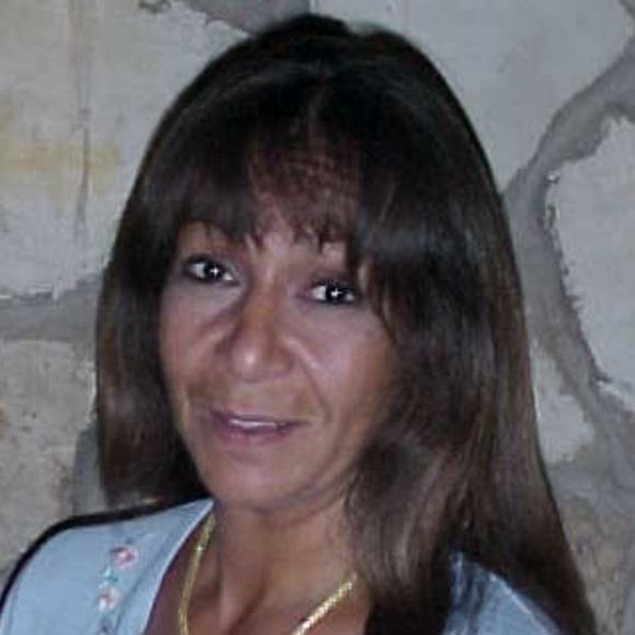 Profile Picture of Charlene Wynant (@bronzebabe007) on Poshmark