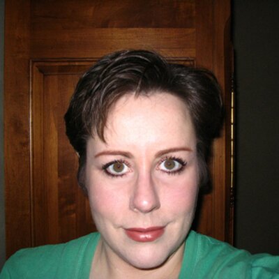 Profile Picture of Rachel Diakides (@SnackChick) on Twitter
