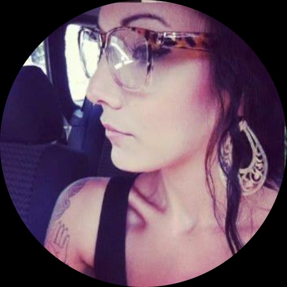 Profile Picture of Elliot Chudyk (@elliot_chu) on Poshmark