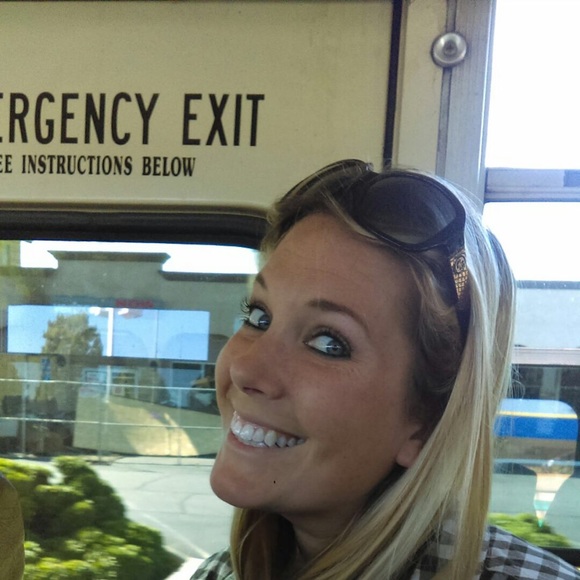 Profile Picture of Stacy Chapman (@schapmn) on Poshmark