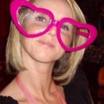 Profile Picture of Julie Pearson (@juliepearson76) on Twitter