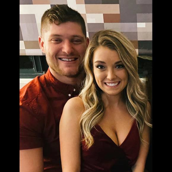 Profile Picture of Thereasa Bujnowski (@thereasab) on Poshmark