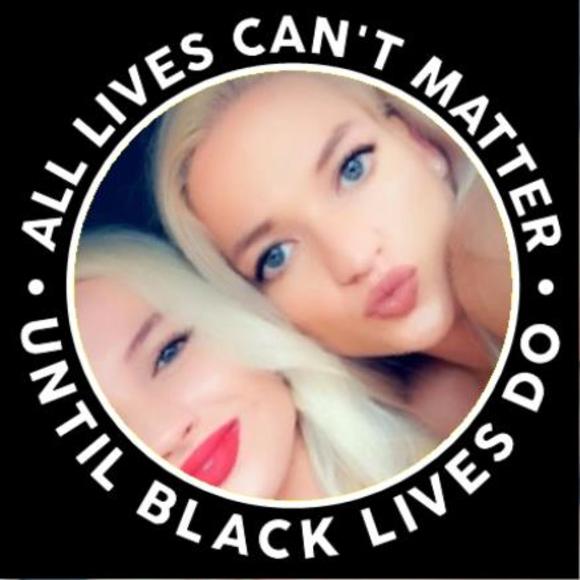 Profile Picture of Kim Fryer (@boomerjoe38) on Poshmark