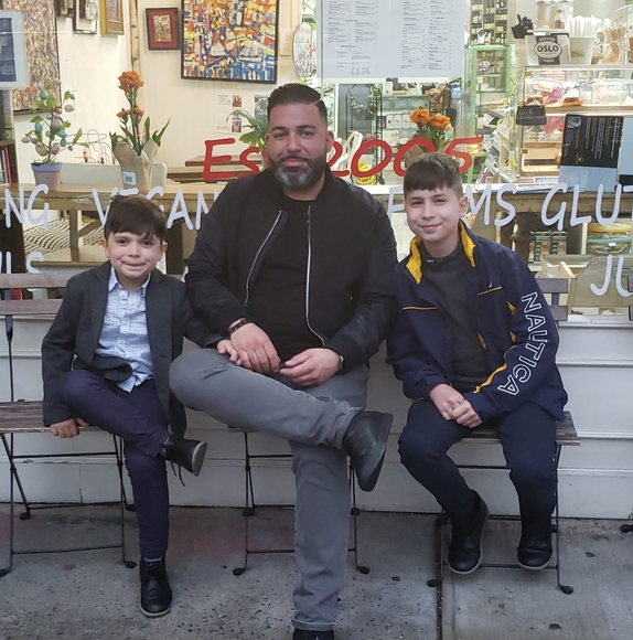 Athanasios Karathomas - Poshmark Profile Picture of Athanasios Karathomas (@athanasiosk) on Poshmark