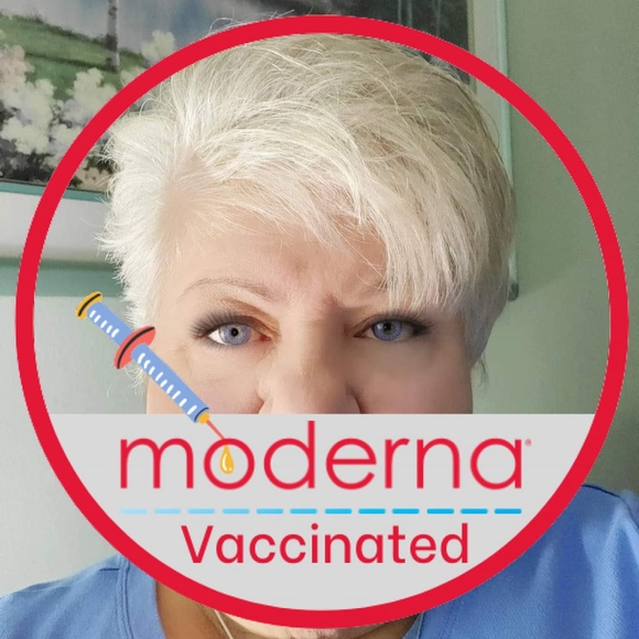 Profile Picture of Kim Duncan (@kimmer60) on Poshmark