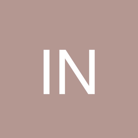 Profile Picture of Ian Negroni (@frostybats) on Poshmark