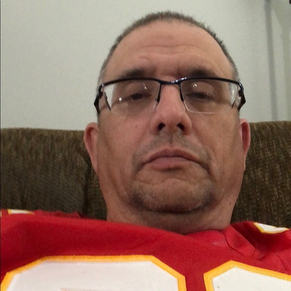 Profile Picture of Craig Huff (@hufffarms5) on Poshmark