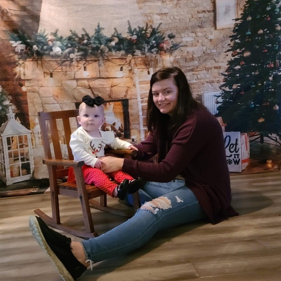 Profile Picture of Tori Parrish (@toriparrish0607) on Poshmark