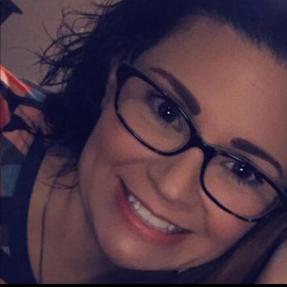 Profile Picture of Amy Chandler (@achandler76) on Poshmark