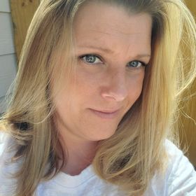 Profile Picture of T. Springer (@taraspringer) on Pinterest