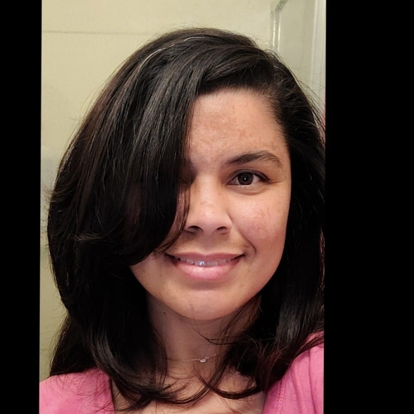 Profile Picture of Miriam Ayala (@yaoska13) on Poshmark