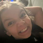 Profile Picture of Violet Smith (@Violetsmith-p5d) on Youtube