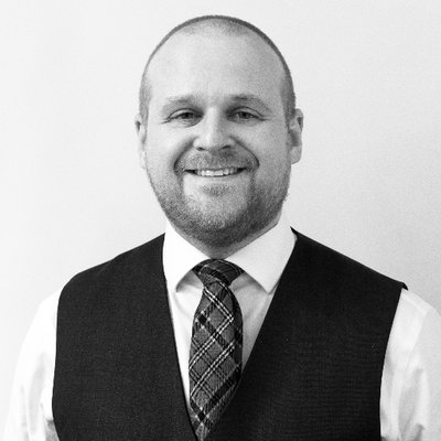 Profile Picture of Steve McNichol (@SteveMcNichol) on Twitter