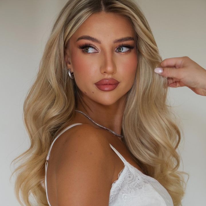 Profile Picture of arina😘 (@arina178410) on Tiktok