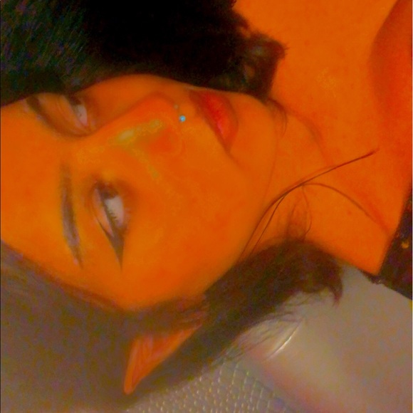 Profile Picture of Daniela Arce (@xxxnekoxxx) on Poshmark