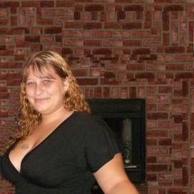 Profile Picture of Kristal Foster (@kristalfstr) on Twitter