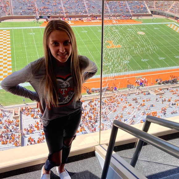 Profile Picture of Maggie Peterson (@maggie20102) on Poshmark