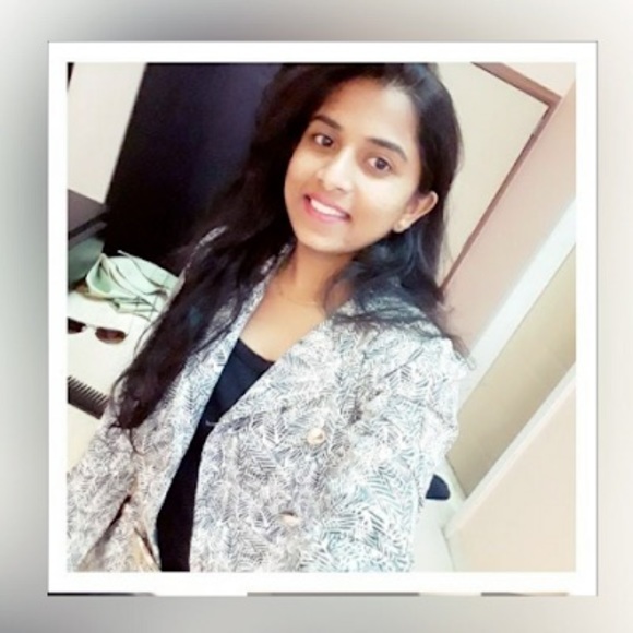 Profile Picture of Anuja Deshmukh (@anujadeshmuk120) on Poshmark