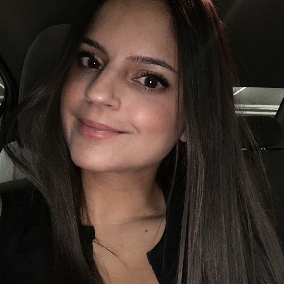 Profile Picture of Rachel Eichenwald (@rachbartholo) on Poshmark