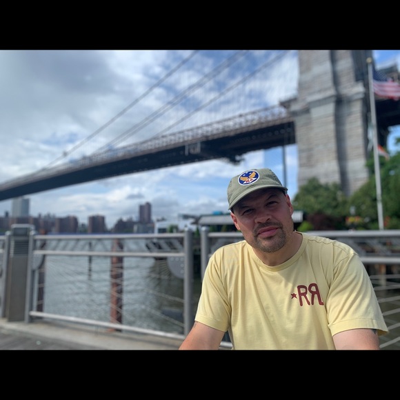 Profile Picture of Wilfrido Ramos (@wilfridoramos) on Poshmark