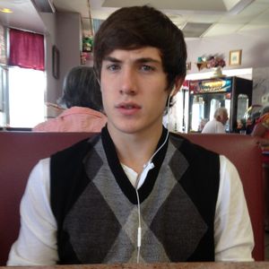 Profile Picture of Richard Flores (@dickflowers7) on Myspace