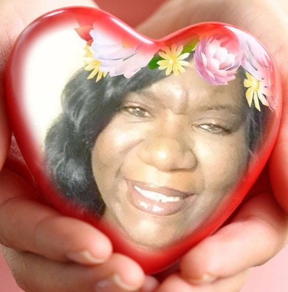 Profile Picture of Laronda Davis (@larondadavis51) on Poshmark