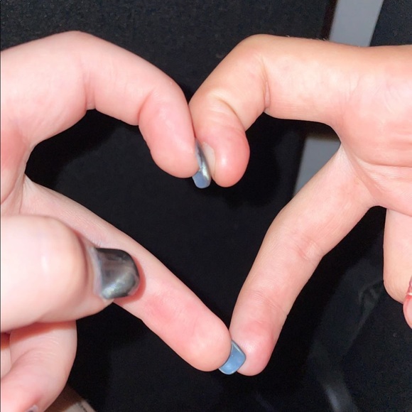 Profile Picture of Mylie Michalkiewicz (@mylie_10908) on Poshmark