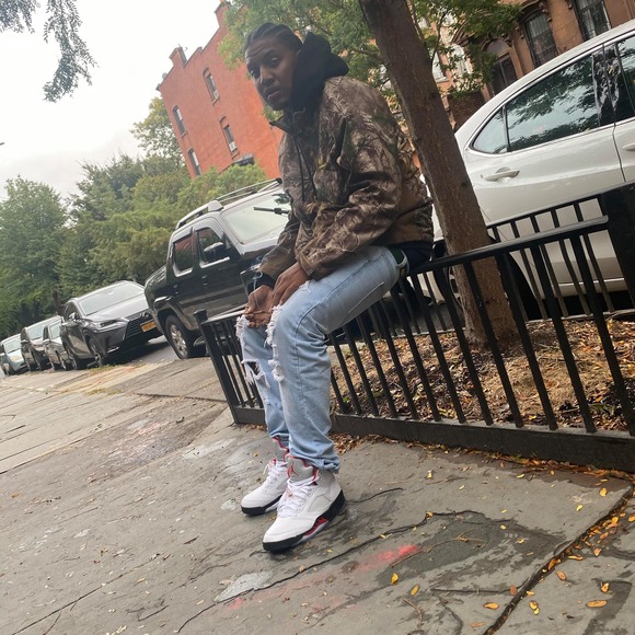 Profile Picture of Austin Simpkins (@trapgod5) on Poshmark