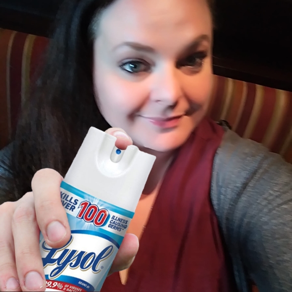 Profile Picture of Joy Negron (@joyalvarado) on Poshmark