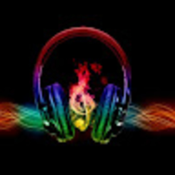 Profile Picture of Timofii Didenko (@timofiididenko) on Poshmark