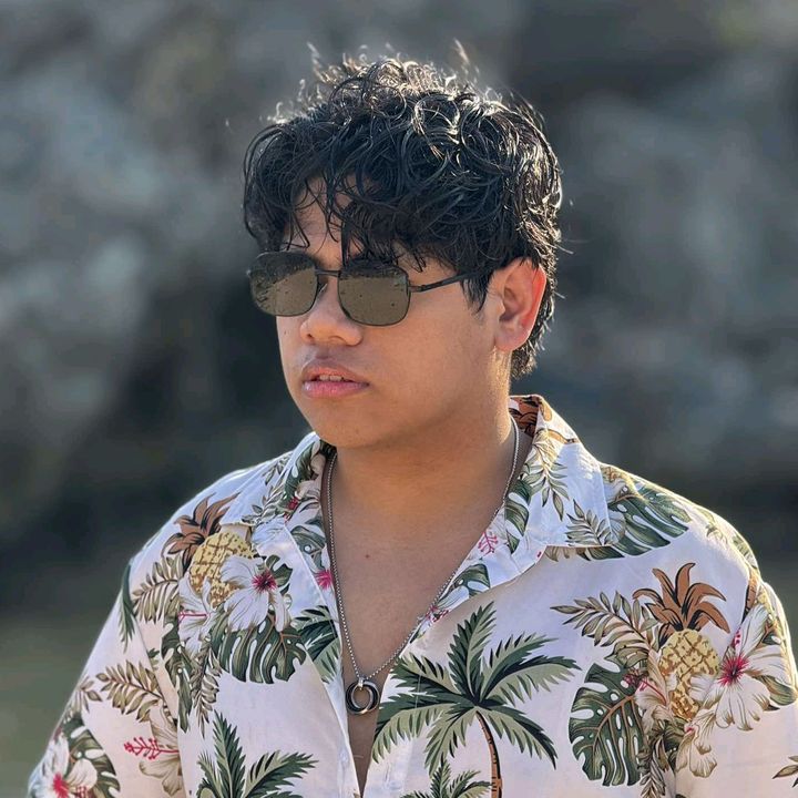 Profile Picture of M (@malcolmprn) on Tiktok