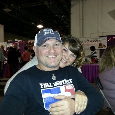 Profile Picture of Todd Reardon (@fizzyfuzzy) on Twitter