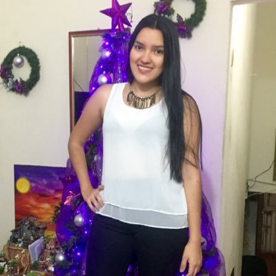 Profile Picture of Melissa Calderon (@MelissaCA21) on Twitter