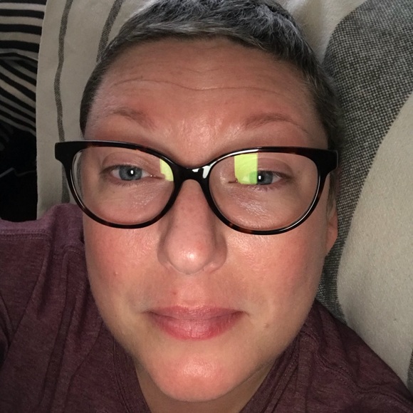 Profile Picture of Kimberly Ladouceur (@kladouceur620) on Poshmark