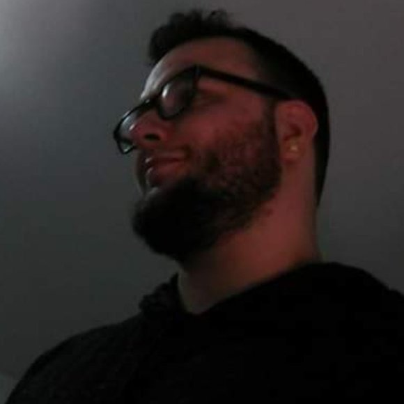 Profile Picture of David Hiebert (@davidhiebert) on Poshmark