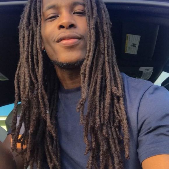 Profile Picture of Chris Haughton (@chrisviking34) on Poshmark