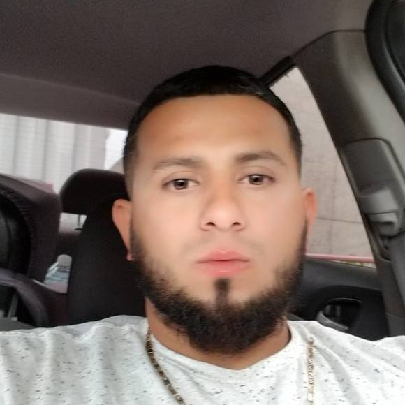 Profile Picture of Mike Leon (@201389leon) on Poshmark